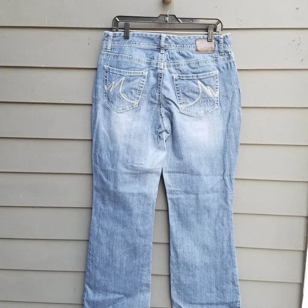 Maurices Curvy Jeans size 9/10
